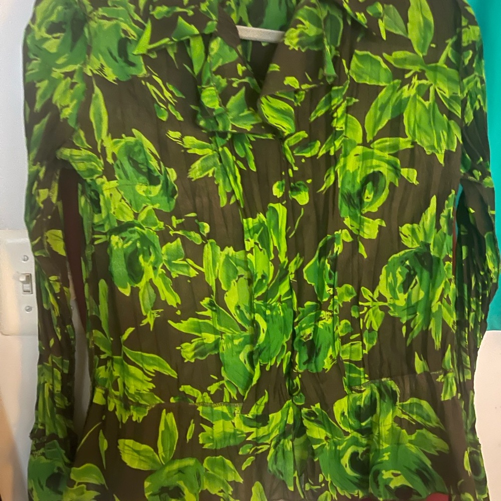 Notations Green Button Down Short Sleeve Blouse